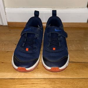 Kids Nike Navy Tennis Shoes. Size 13.